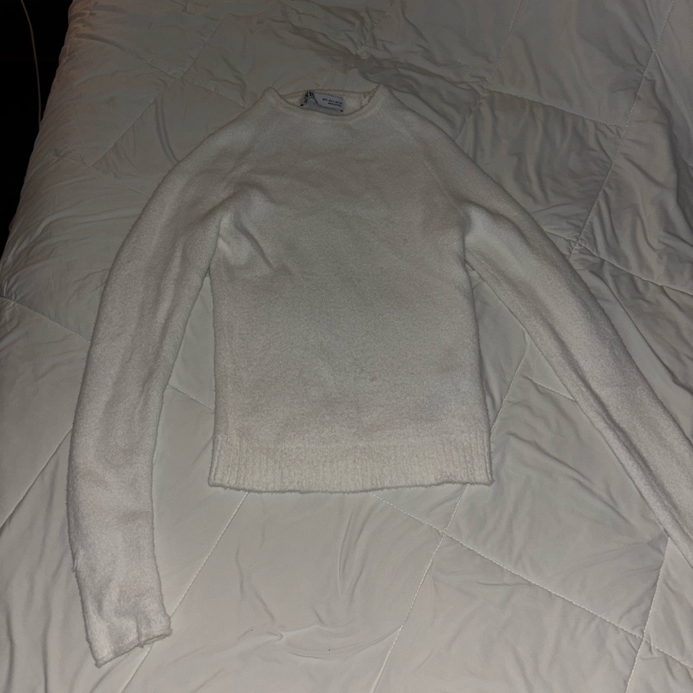 Zara Soft White Knit Top